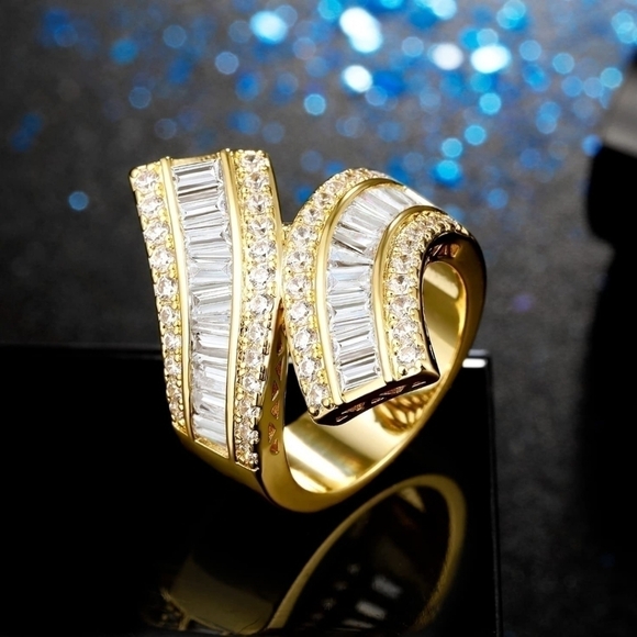 Double Band Baguette Cut Diamonds Gold Ring Stacked Curved Statement - Picture 4 of 4